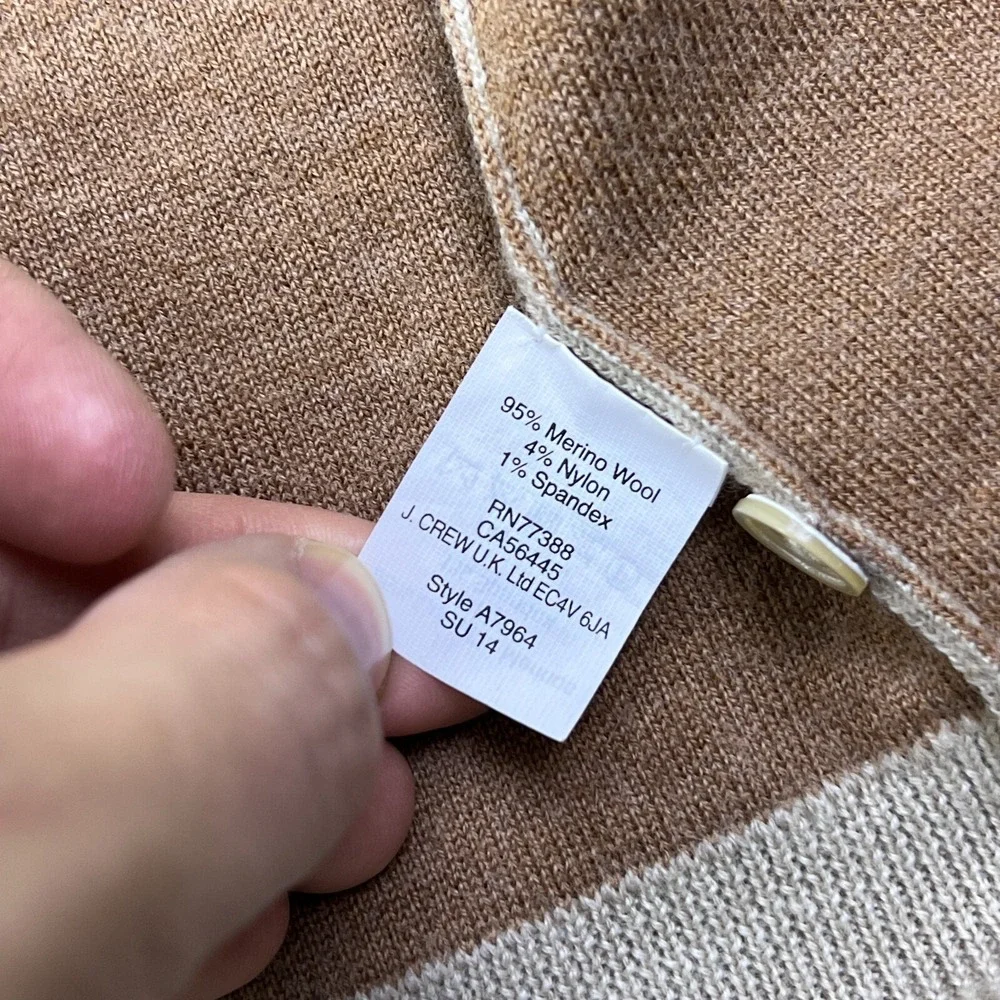 J.Crew Cardigan Women's XXS Beige Merino Wool Boyfriend Button Pockets‎ Sweater